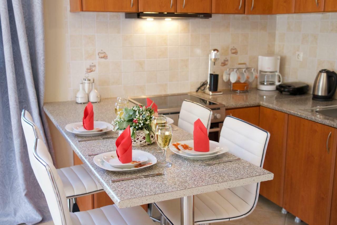 Helenas Apartment Razáta Zewnętrze zdjęcie
